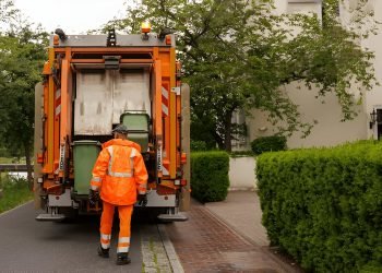 Junk Removal & Haulaway 2